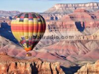 Melayang di atas Grand Canyon